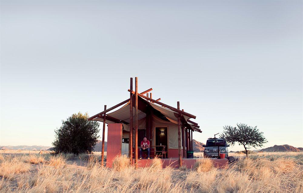 Desert Camp เซสเรียม ภายนอก รูปภาพ