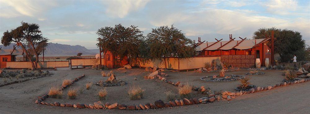 Desert Camp เซสเรียม ภายนอก รูปภาพ