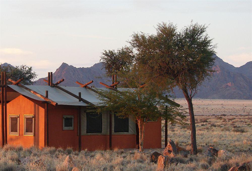 Desert Camp เซสเรียม ภายนอก รูปภาพ