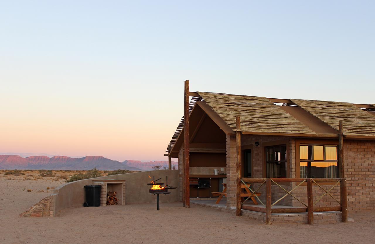 Desert Camp เซสเรียม ภายนอก รูปภาพ